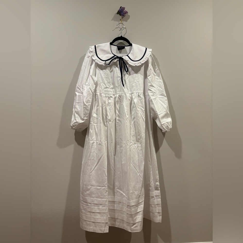 ASOS White Long Sleeve Gown with Bishop Sleeves - Picture 4 of 10